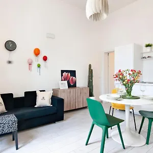 casa-clara-lecce.lecce-hotels.com/